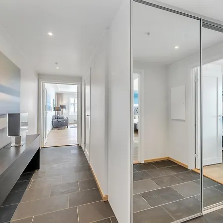 Wright Eden Apartment *