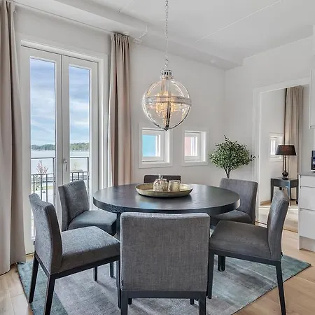 Wright Eden Apartment *